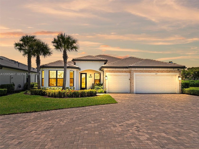 Experience the best of modern luxury in this stunning - Beach Home for sale in Oakland Park, Florida on Beachhouse.com