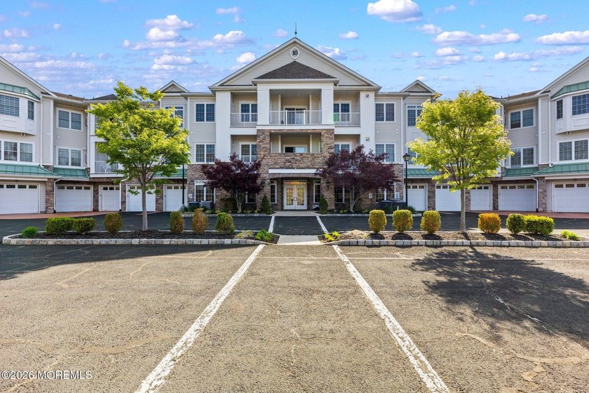 Rare opportunity to own this beautifully maintained first level - Beach Condo for sale in Old Bridge, New Jersey on Beachhouse.com