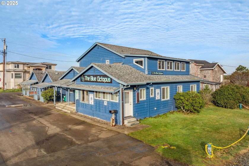 Nestled in the heart of Rockaway Beach, Oregon, The Blue Octopus - Beach Home for sale in Rockaway Beach, Oregon on Beachhouse.com
