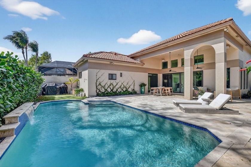 Spectacular 4 bedroom, 3.5-bath fully renovated home offering - Beach Home for sale in Boca Raton, Florida on Beachhouse.com