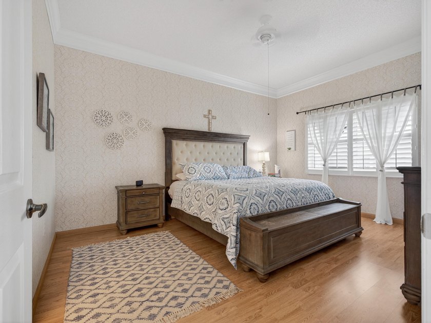 WELCOME TO AN AMAZING ADULT COMMUNITY THAT HAS TONS OF AMENITIES - Beach Condo for sale in Tamarac, Florida on Beachhouse.com