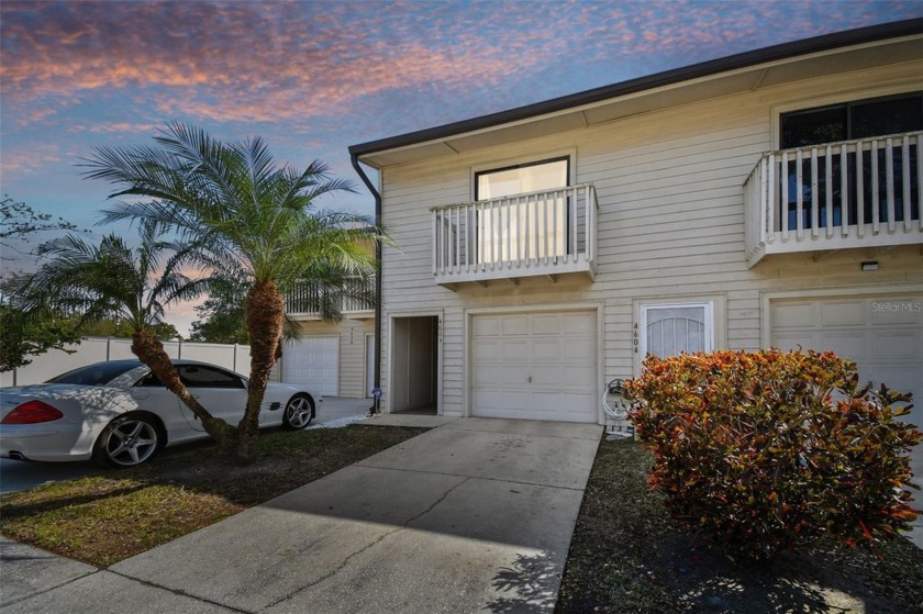 Price Reduce!! Prime location awaits in this immaculate - Beach Townhome/Townhouse for sale in Pinellas Park, Florida on Beachhouse.com