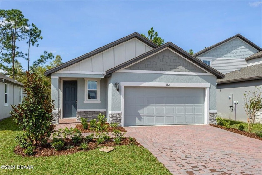 Brand new, energy-efficient home available NOW! Past the foyer - Beach Home for sale in Daytona Beach, Florida on Beachhouse.com