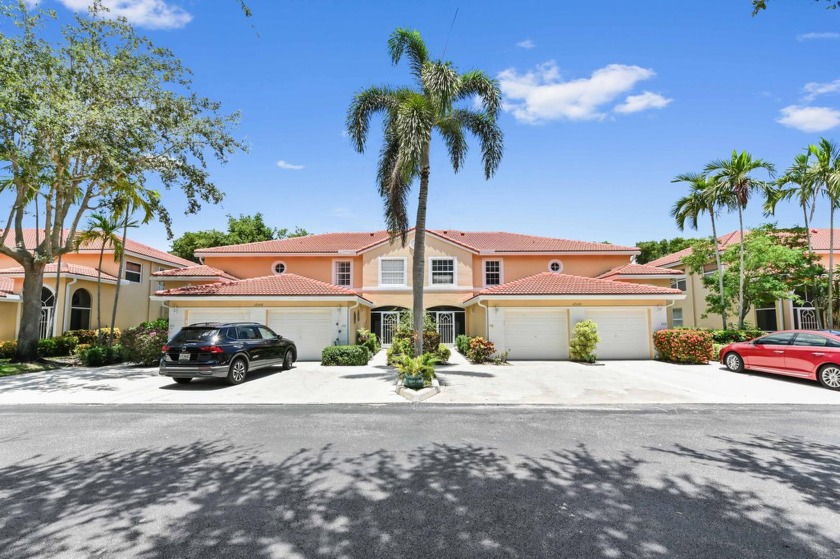 Introducing a sophisticatedly updated residence at 12510 Crystal - Beach Home for sale in Boynton Beach, Florida on Beachhouse.com