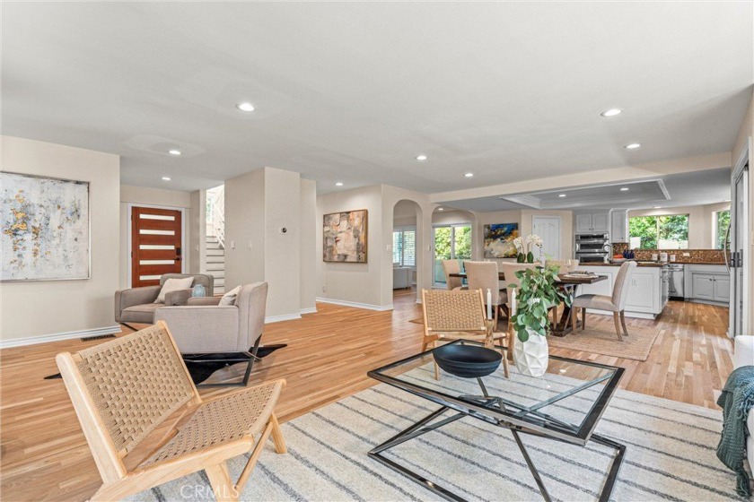 This elegant three-story home is an exceptional property in - Beach Home for sale in Manhattan Beach, California on Beachhouse.com