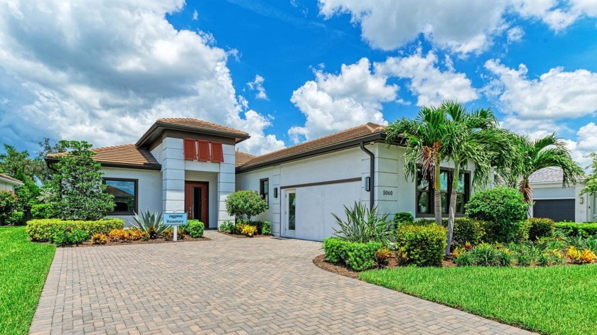 Find the best of all worlds in this spacious 3 Bedroom floorplan - Beach Home for sale in Lakewood Ranch, Florida on Beachhouse.com