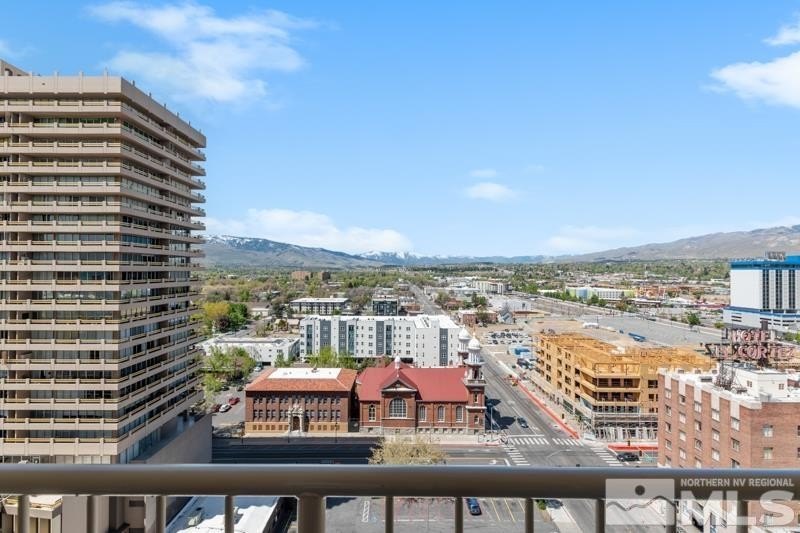 Convenience at its finest located in Downtown Reno, the - Beach Condo for sale in Reno, Nevada on Beachhouse.com