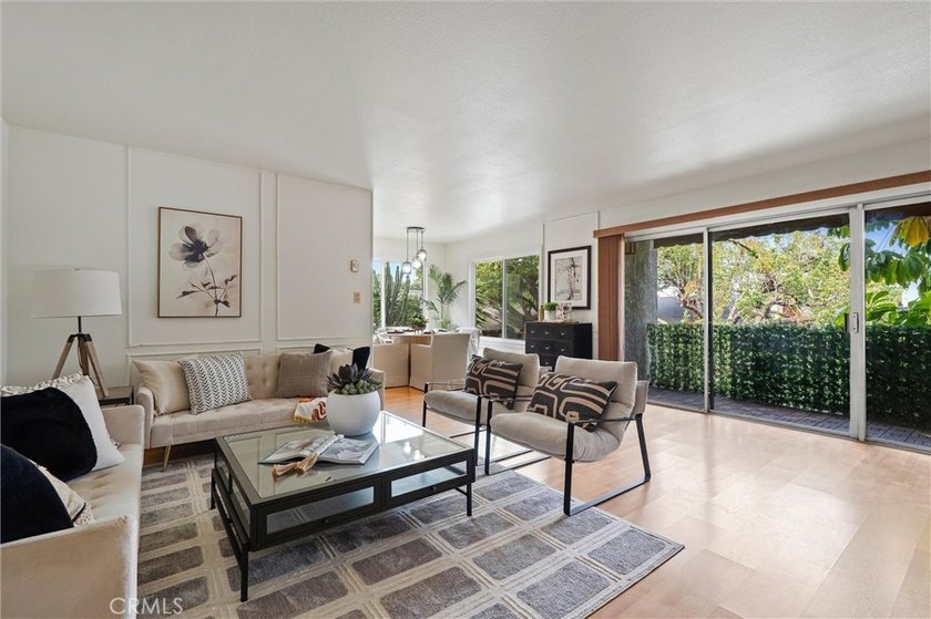 Welcome to this warm and inviting condo nestled in the heart of - Beach Condo for sale in Long Beach, California on Beachhouse.com