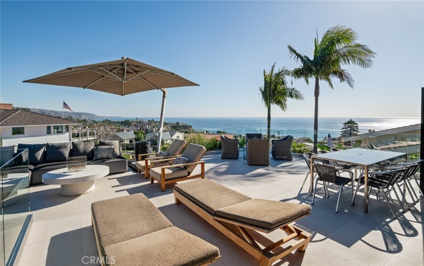 EMERALD BAY | LAGUNA BEACH | This exquisitely updated soft - Beach Home for sale in Laguna Beach, California on Beachhouse.com