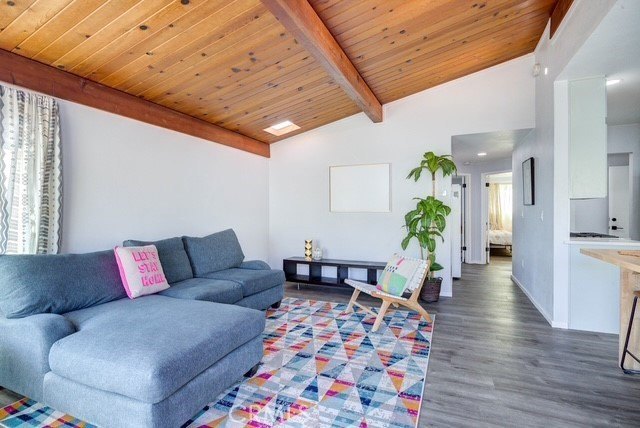 Lovely upgraded 2 bedroom home in north Morro Bay. The fenced - Beach Home for sale in Morro Bay, California on Beachhouse.com