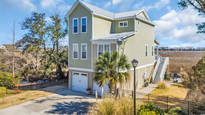 Stunning marsh front retreat at 3 Half Shell Ct in Pawleys - Beach Home for sale in Pawleys Island, South Carolina on Beachhouse.com