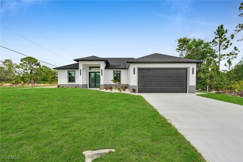 MOST AFFORDABLE PRICE PER SQFT IN LEHIGH. SELLER CONTRIBUTION - Beach Home for sale in Lehigh Acres, Florida on Beachhouse.com