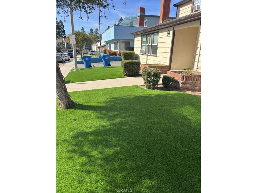 Welcome to 1107 Barbara St....a hard to find 4 plex for - Beach Townhome/Townhouse for sale in Redondo Beach, California on Beachhouse.com