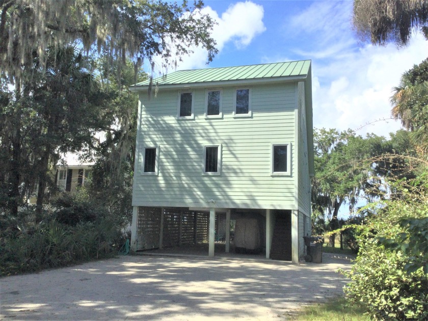 INTERVAL OWNERSHIP: Go Coastal every month in this 1/4 share - Beach Home for sale in Edisto Beach, South Carolina on Beachhouse.com