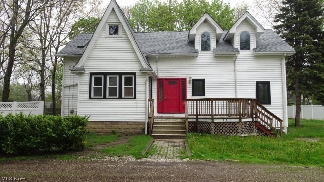 Stately Cape-Cod on .88 acres in Westlake! When can you ever - Beach Home for sale in Westlake, Ohio on Beachhouse.com