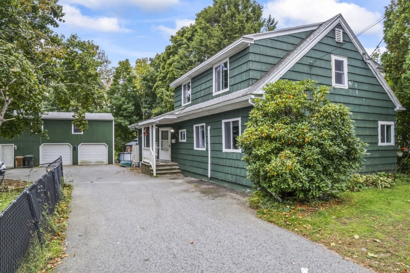 An incredible buy in an ideal location! Welcome to 248 Lincoln - Beach Home for sale in Saco, Maine on Beachhouse.com