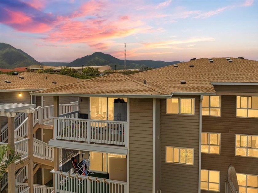 Welcome to this beautifully renovated top-floor two-bedroom - Beach Condo for sale in Kahului, Hawaii on Beachhouse.com