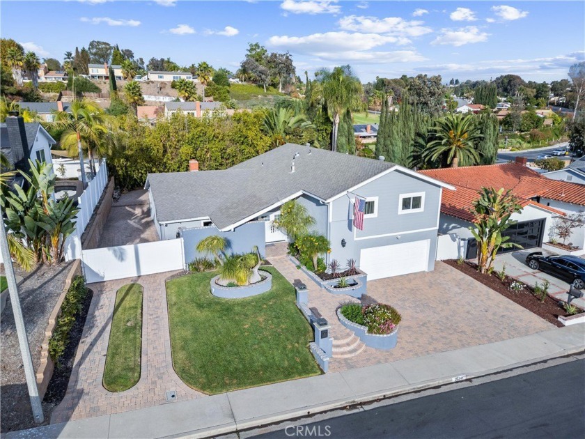 Beautifully updated tri-level home with permitted and gated RV - Beach Home for sale in Mission Viejo, California on Beachhouse.com