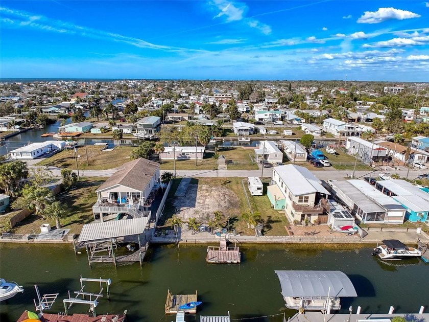 Want to go FISHING AND BOATING IN THE GULF? You will be a SHORT - Beach Lot for sale in Hudson, Florida on Beachhouse.com