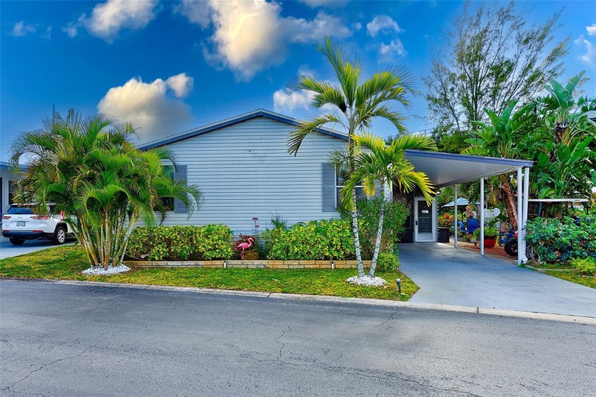 Looking for a stunning, move-in ready home in an active 55+ - Beach Home for sale in Pinellas Park, Florida on Beachhouse.com