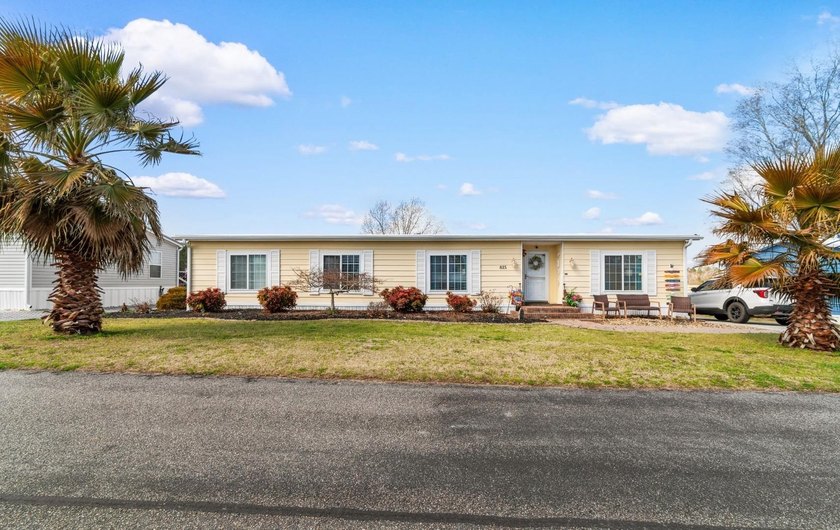 Welcome to life in the 55+ Waterway View Community in North - Beach Home for sale in North Myrtle Beach, South Carolina on Beachhouse.com