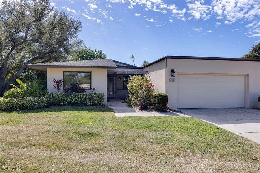 This beautifully renovated home in Wyldewood Lakes has over 1500 - Beach Home for sale in Fort Myers, Florida on Beachhouse.com