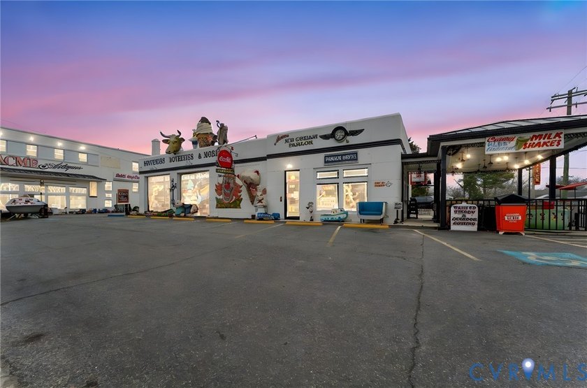 The property is currently the home of ACME Ice Cream Parlor, an - Beach Lot for sale in Tappahannock, Virginia on Beachhouse.com