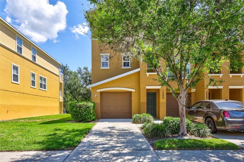Peaceful well maintained & gated community just 5 minutes from - Beach Townhome/Townhouse for sale in Lakewood Ranch, Florida on Beachhouse.com
