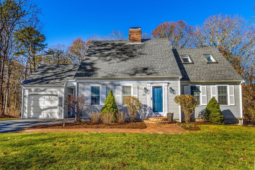 This beautiful 3 bedroom, 2.5 bathroom Cape style home offers a - Beach Home for sale in West Yarmouth, Massachusetts on Beachhouse.com