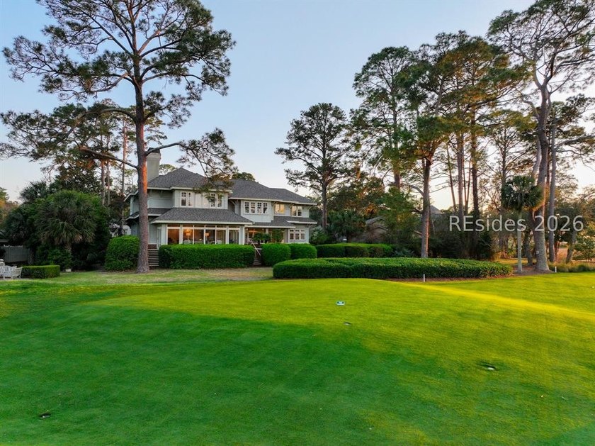 17 Marsh Drive offers front row seats to one of the most iconic - Beach Home for sale in Hilton Head Island, South Carolina on Beachhouse.com