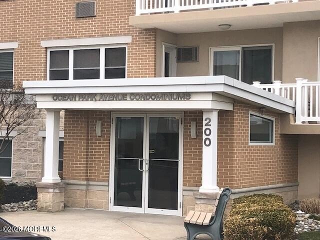 Great condo just a block to the beach! These rarely come on the - Beach Condo for sale in Bradley Beach, New Jersey on Beachhouse.com
