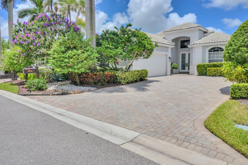 *GOLF MEMBERSHIP *  MUST SEE-THIS  IS THE ONLY ONE AVAILABLE! - Beach Home for sale in Delray Beach, Florida on Beachhouse.com