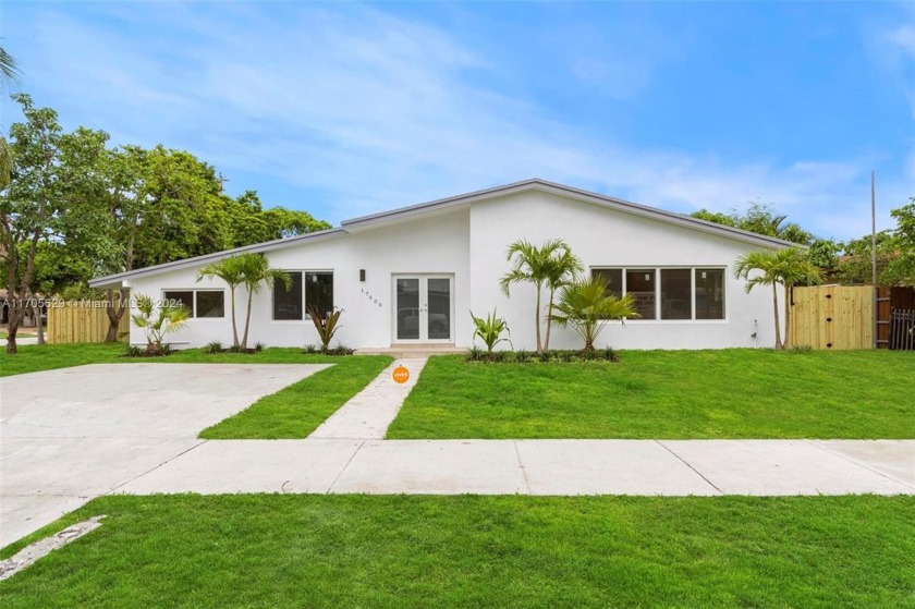 COMPLETELY REMODELED 4BR 3BATH POOL HOME. 1936 LV SQ FT on 7500 - Beach Home for sale in North Miami Beach, Florida on Beachhouse.com