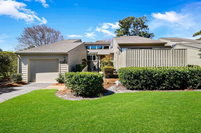 Totally turnkey and beautifully updated, this 2-bedroom, 2-bath - Beach Condo for sale in Hilton Head Island, South Carolina on Beachhouse.com
