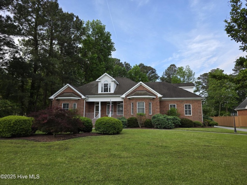 Welcome to your dream home! This charming 4-bedroom, 3-bath - Beach Home for sale in New Bern, North Carolina on Beachhouse.com