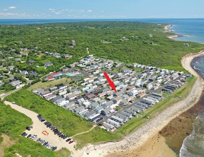 Drop you bags, grab your board and hit the surf from this - Beach Condo for sale in Montauk, New York on Beachhouse.com