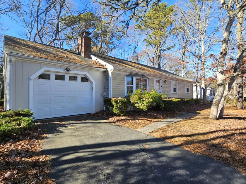 Opportunity knocks for the Handy new owner(s) to turn this home - Beach Home for sale in Harwich, Massachusetts on Beachhouse.com