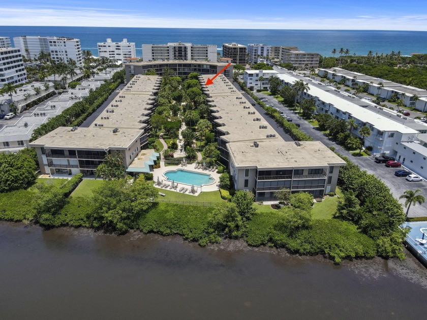 Welcome to this stunning condominium nestled along the - Beach Condo for sale in South Palm Beach, Florida on Beachhouse.com