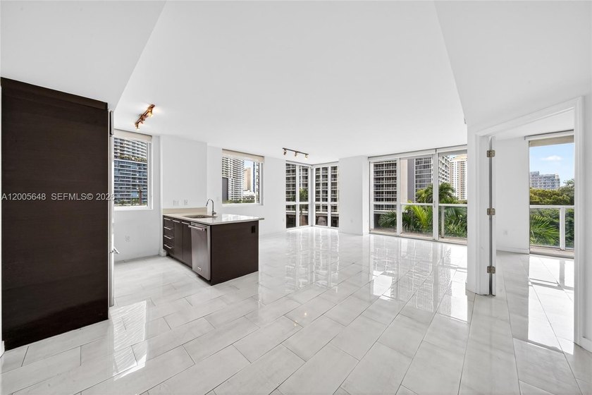 Incredible turnkey corner unit rarely available in 500 Brickell - Beach Condo for sale in Miami, Florida on Beachhouse.com