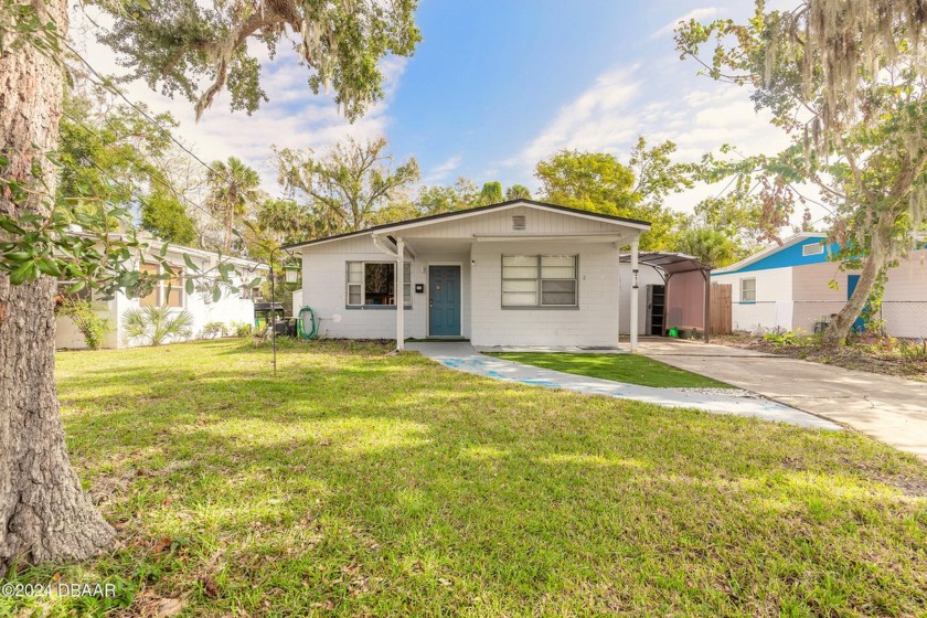 Welcome to your perfect starter home, where comfort meets modern - Beach Home for sale in Daytona Beach, Florida on Beachhouse.com