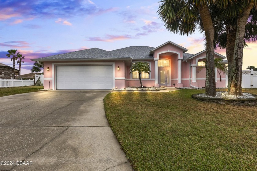 Delightful Ormond pool home just steps from the scenic - Beach Home for sale in Ormond Beach, Florida on Beachhouse.com