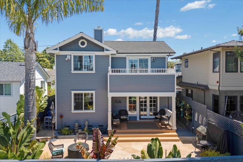 Welcome to a serene coastal retreat where zen-inspired design - Beach Home for sale in Capitola, California on Beachhouse.com