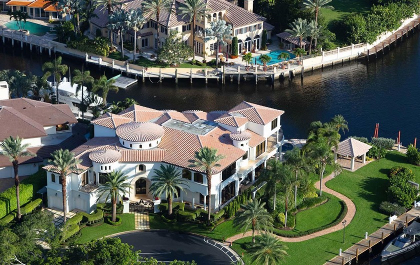This Sanctuary Deepwater showplace is sited on 116 +/- feet of - Beach Home for sale in Boca Raton, Florida on Beachhouse.com