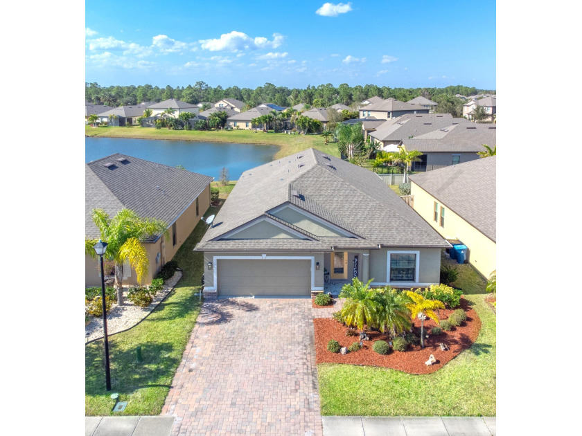 MOTIVATED SELLER NOW OFFERING 10K toward closing cost or rate - Beach Home for sale in Palm Bay, Florida on Beachhouse.com