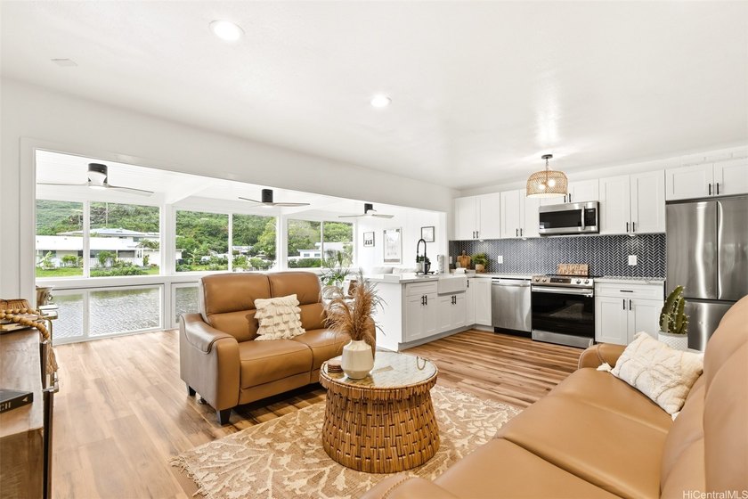 Marina front living in desirable Hawaii Kai! This upgraded - Beach Condo for sale in Honolulu, Hawaii on Beachhouse.com