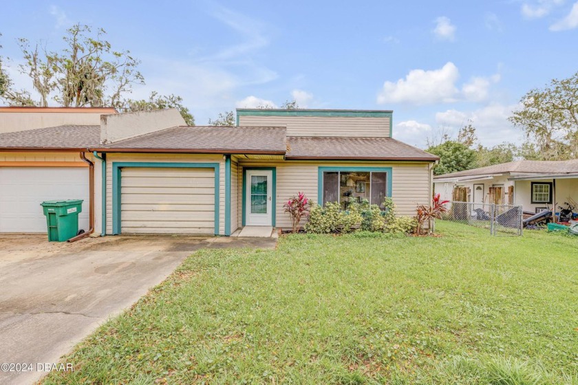 This move-in ready home provides a perfect blend of comfort and - Beach Home for sale in Daytona Beach, Florida on Beachhouse.com