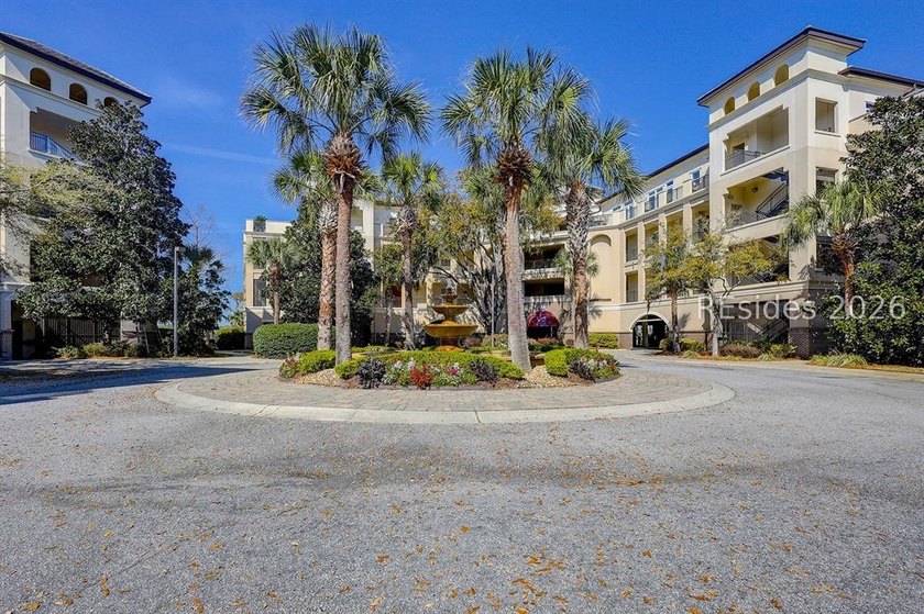 Simply beautiful! Don't miss this one. Walk inside to be - Beach Condo for sale in Hilton Head Island, South Carolina on Beachhouse.com