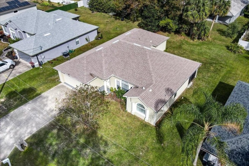 Welcome to this beautifully appointed 4 bedroom, 2-bathroom - Beach Home for sale in Palm Coast, Florida on Beachhouse.com