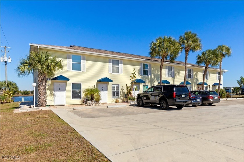 Beautifully maintained two-story townhouse-style offered fully - Beach Townhome/Townhouse for sale in Punta Gorda, Florida on Beachhouse.com
