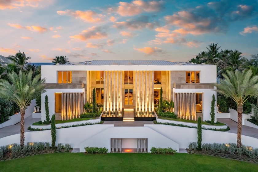This exceptional 2024-built modern estate sets a new benchmark - Beach Home for sale in Manalapan, Florida on Beachhouse.com